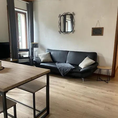 Superbe Face Au Chateau - 2 5 Pers - Verlaine *